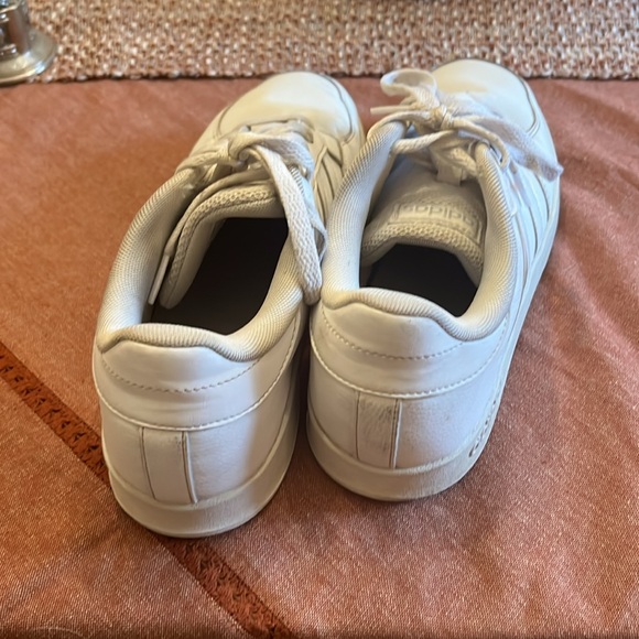 Adidas sneakers - Picture 2 of 4